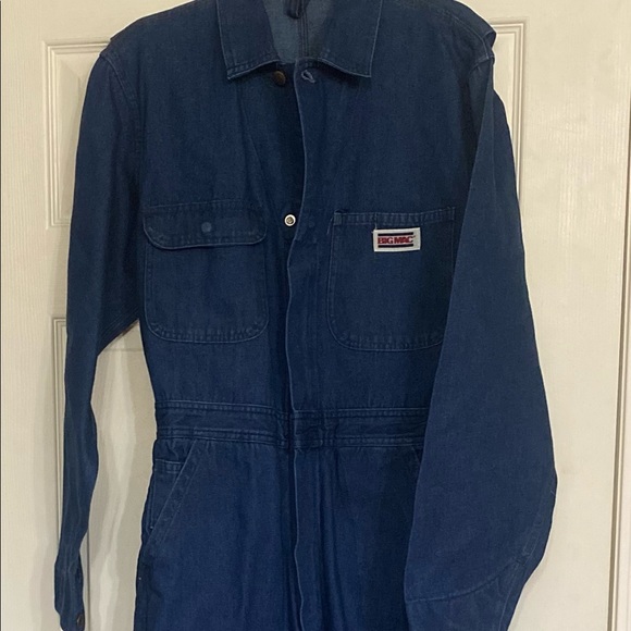 Big Mac vintage long sleeve overalls are a 38L. - Picture 5 of 7